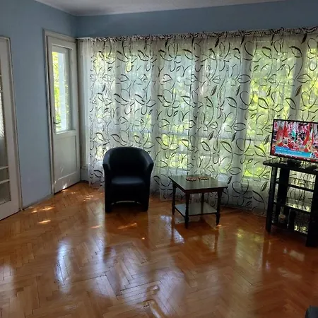 Apartment морски бриз -4-стаен - морска градина *